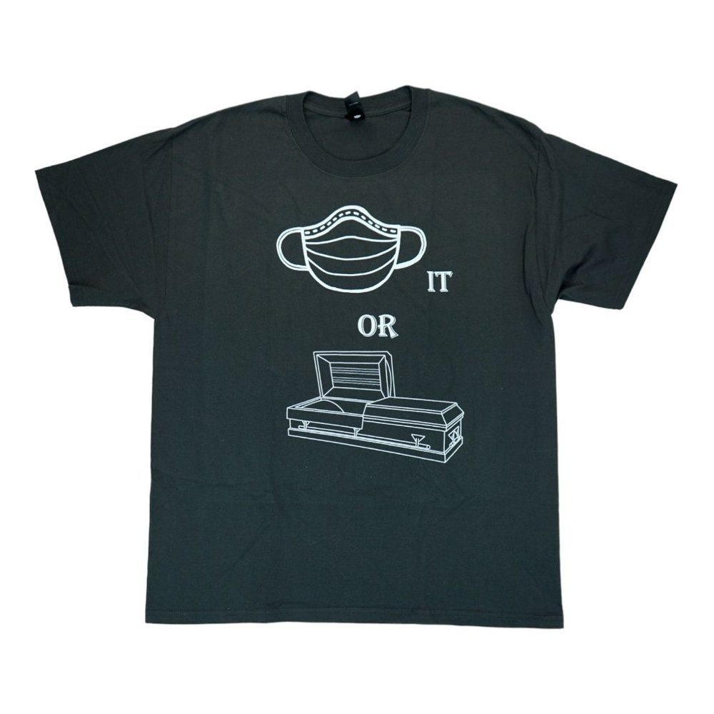 NWOT Hanes Beefy T Shirt Mens Black Large L- Logo face mask
